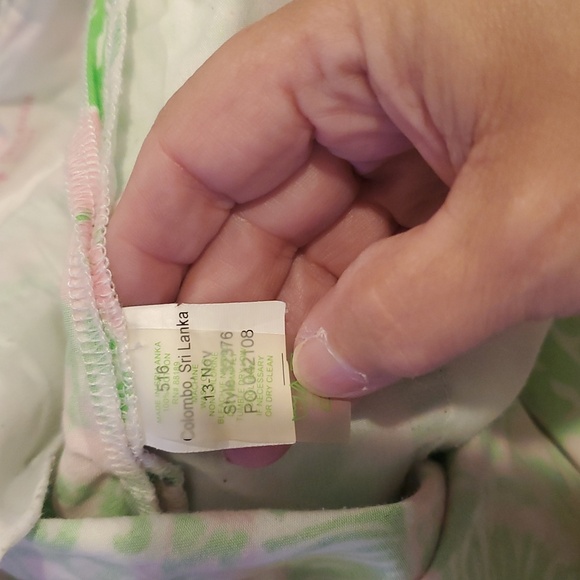 Lilly Pulitzer • Callahan Sunnyside Lion Print Shorts - 14 - Picture 5 of 7